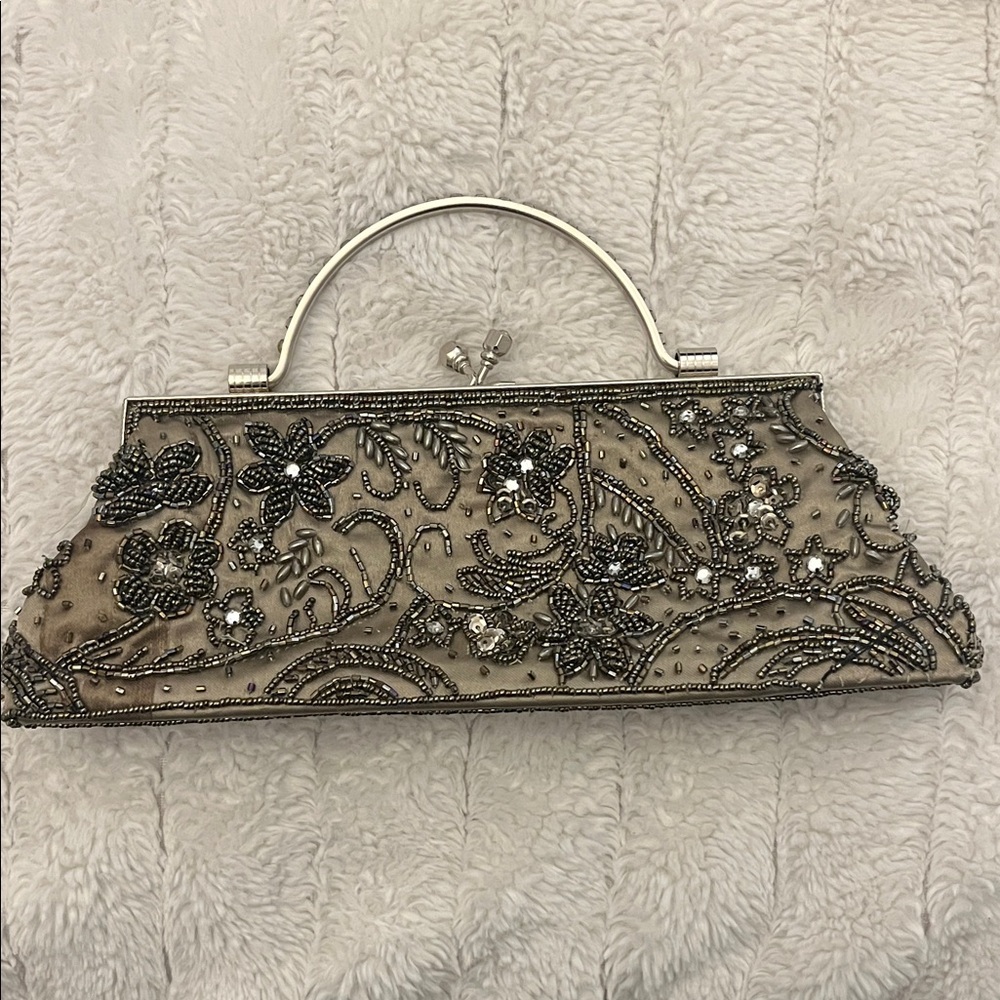 Elegant Beaded Evening Clutch